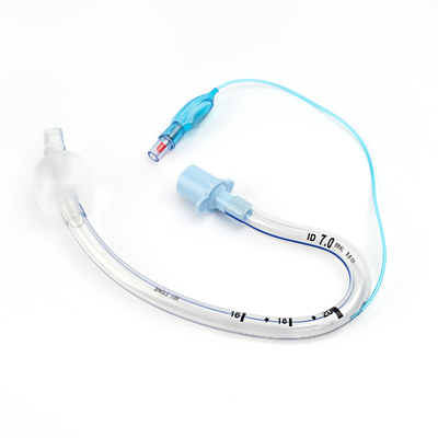 İyi bir fiyat. Kelepçeli veya kelepçesiz Oral Burun PVC Endotracheal Intubation Yüksek Hacimli Düşük Basınçlı Kelepçeli Ön şekillendirilmiş Tüp çevrimiçi
